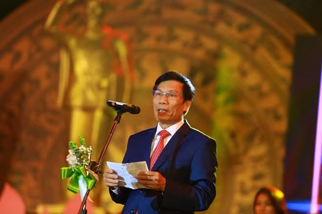 Bộ trưởng Bộ VHTT&DL Nguyễn Ngọc Thiện phát biểu tại buổi lễ.
