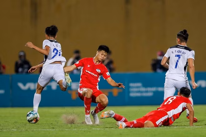 Tuy nhiên cuộc đấu này lại không quá gay cấn như nhiều người mong đợi.