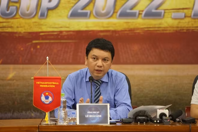 Tổng thư ký VFF Lê Hoài Anh nói về kế hoạch bán vé các trận đấu trên sân nhà của đội tuyển Việt Nam thuộc vòng loại World Cup 2022.