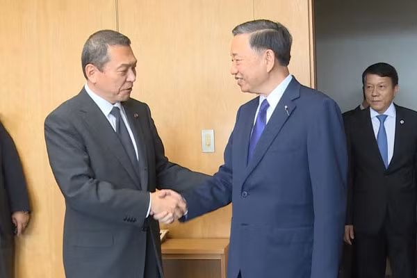 Bộ trưởng Tô Lâm với Chủ tịch Uỷ ban Công an Quốc gia và Tư lệnh cơ quan Cảnh sát Quốc gia Nhật Bản.