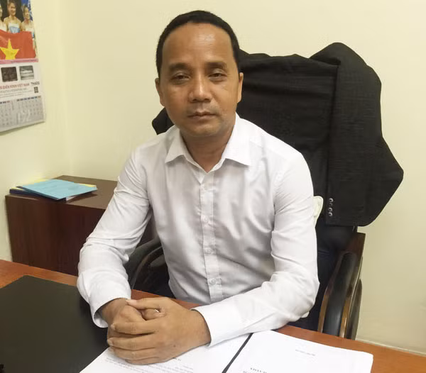 Ông Nguyễn Trọng Hổ thừa nhận, ở Việt Nam, nghề VĐV vất vả và bạc bẽo. Ông Nguyễn Trọng Hổ thừa nhận, ở Việt Nam, nghề VĐV vất vả và bạc bẽo.