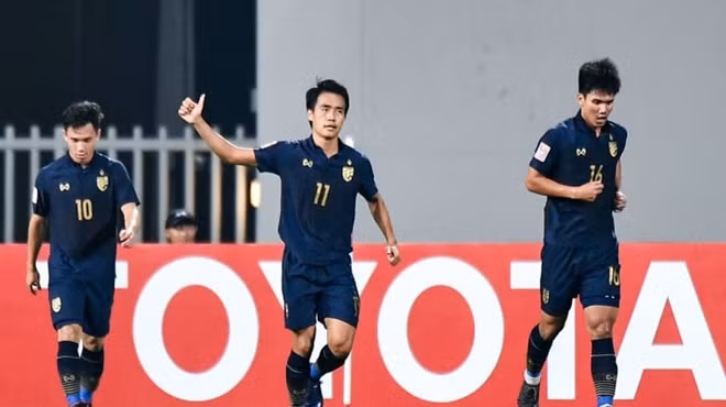 Thái Lan vươn lên dẫn trước. Ảnh AFC.