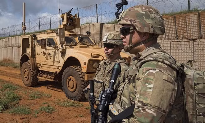 Binh sĩ Mỹ tuần tra tại Somalia.