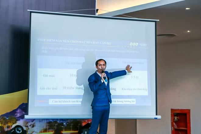 Là tác phẩm của các kiến trúc sư đến từ BE (Áo) và đơn vị thiết kế nổi tiếng Swan & Maclaren (Singapore), toàn bộ hơn 600 căn hộ tại dự án đều có view hướng biển với tầm nhìn rộng mở tràn đầy ánh sáng.