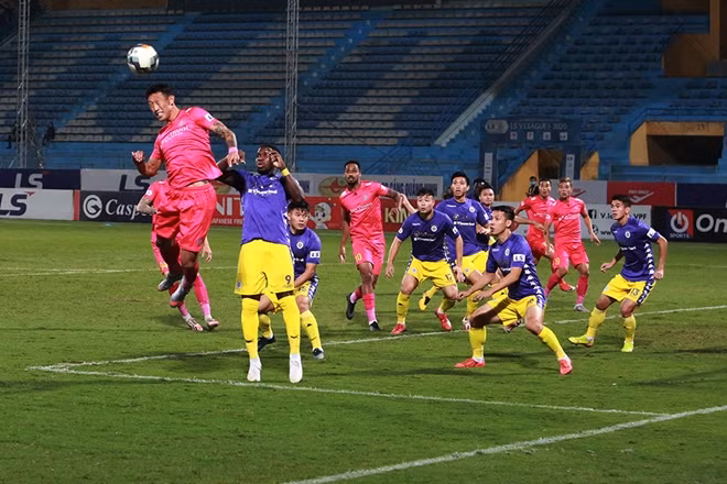 Hà Nội FC tiếp đón Sài Gòn FC trên sân Hàng Đẫy vào tối 4/11