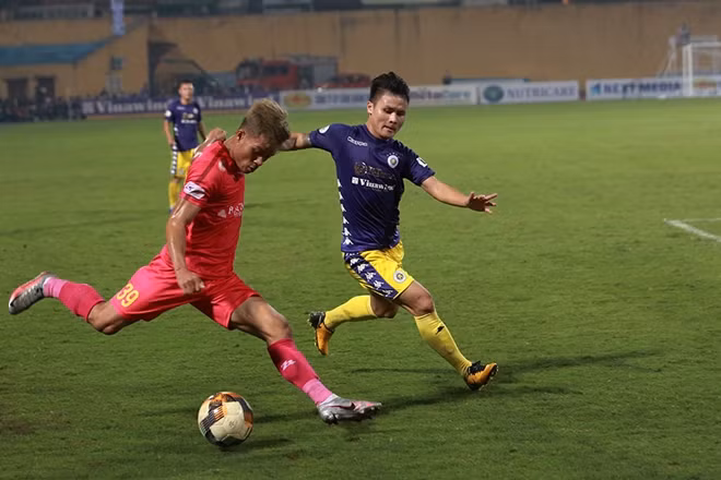 Đây là cuộc thư hùng giữa hai đội bóng đang đứng thứ 2 và thứ 3 trong cuộc đua vô địch. Đội nào cũng cần một chiến thắng để tiếp tục cuộc đua với Viettel.
