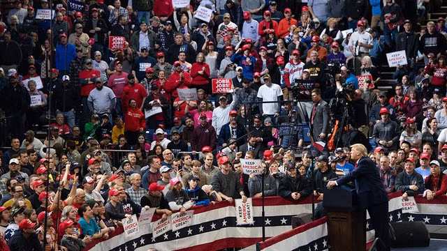 Nếu được Thượng viện tha bổng, Tổng thống Donald Trump sẽ sử dụng chiến thắng này để thúc đẩy cuộc đua tái tranh cử vào tháng 11. Ảnh: AP