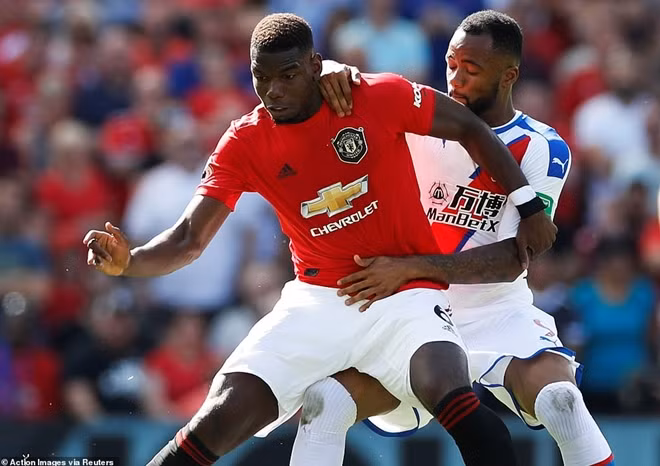 Một ngày mà Pogba vừa lập công, vừa gây họa.