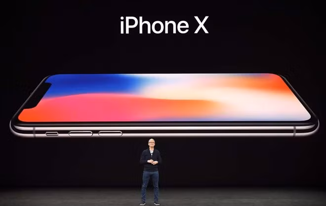 Tim Cook giới thiệu iPhone X/