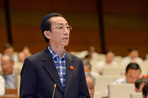 PGS.TS Trần Hoàng Ngân.