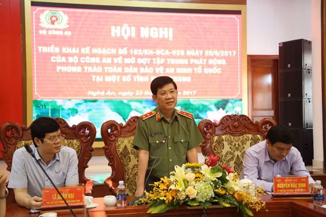 Thứ trưởng Nguyễn Văn Sơn kết luận tại Hội nghị.