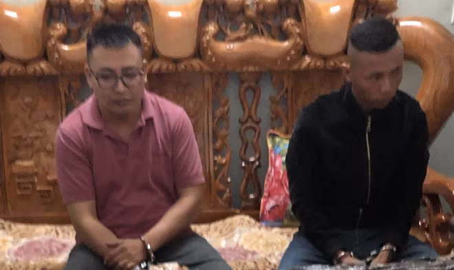 Cơ quan CSĐT Công an thành phố Gia Nghĩa thi hành lệnh bắt tạm giam đối với Phương Ngọc Dũng và Phạm Xuân Quân.