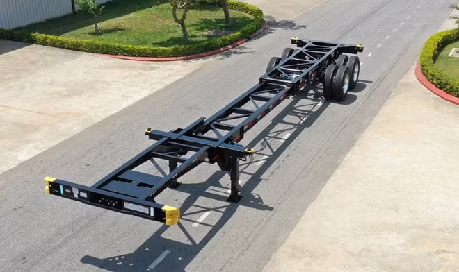 Sản phẩm SMRM xương 20'_40' CITY kết hợp, 2 trục, có chiều dài tổng thể tối đa 40 feet 10 inch.
