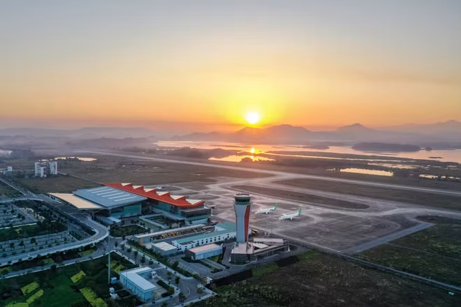 Cảng hàng không quốc tế Vân Đồn.