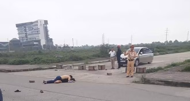 Hiện trường nơi đối tượng Nghị sát hại nạn nhân.