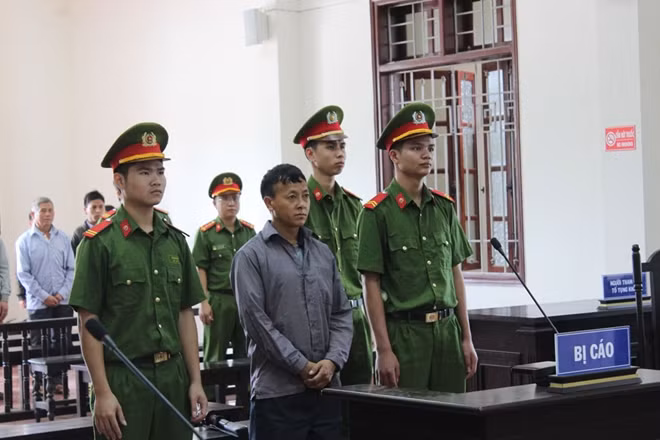 Bị cáo Vàng A Súa nhận án tử tại phiên tòa xét xử