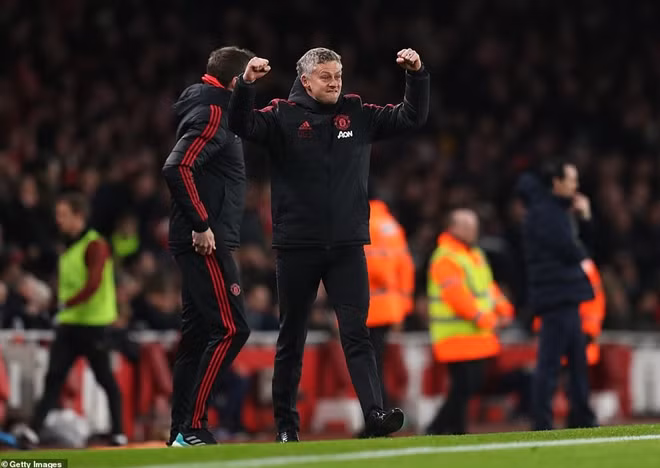 Man Utd tiếp tục thăng hoa cùng HLV Solskjaer.