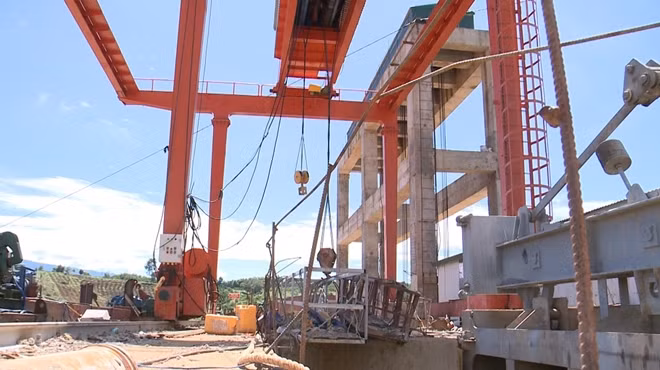 Hiện trường vụ tai nạn làm 6 người thương vong.