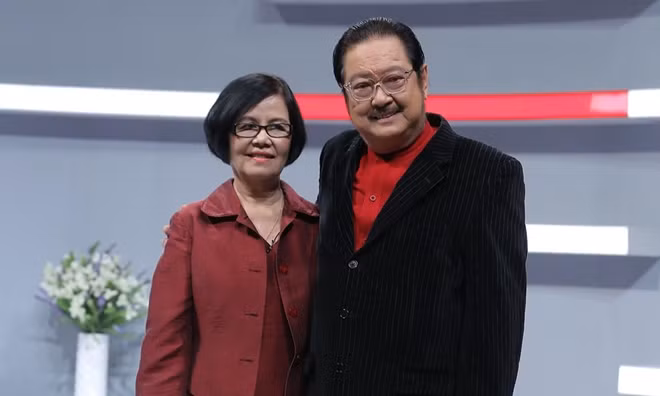 Vợ chồng nghệ sĩ Chánh Tín.