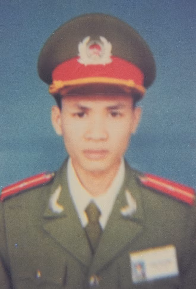 Di ảnh đồng chí Phạm Văn Cường