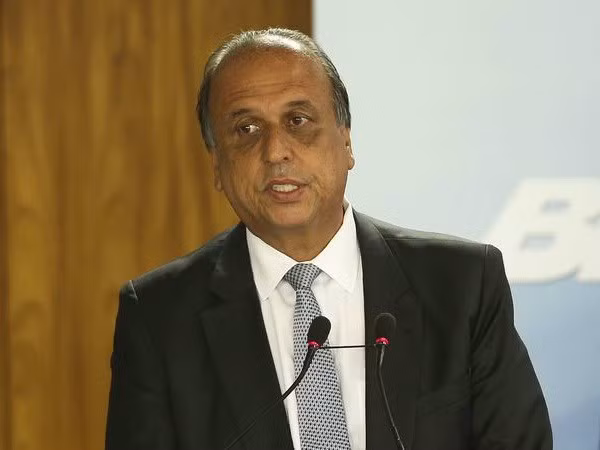 Thống đốc Rio de Janeiro Luiz Fernando Pezao.