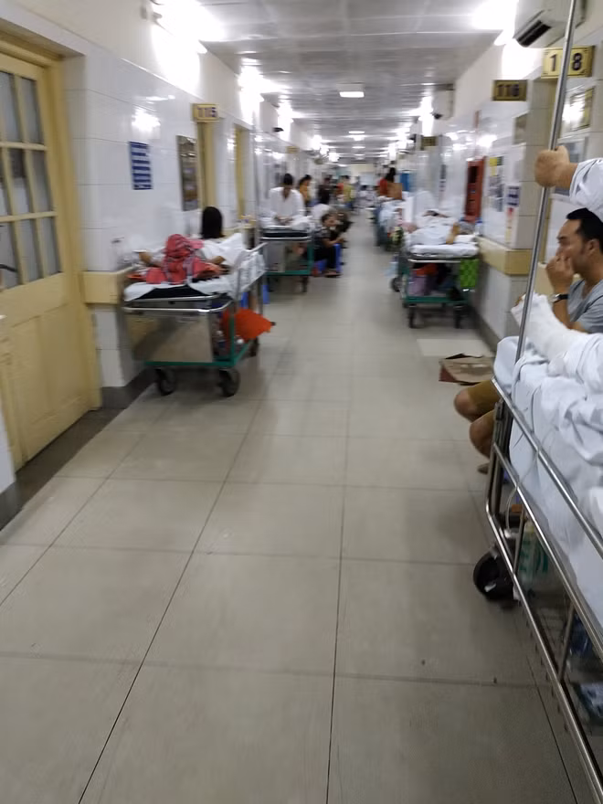 Nơi vợ chồng ông Huệ đang điều trị.