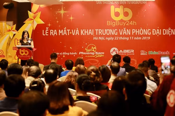 Lễ ra mắt Bigbuy24h được tổ chức rầm rộ để gây thanh thế.