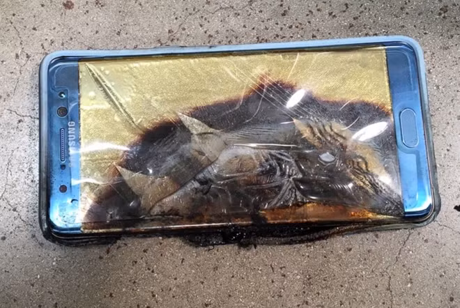 Chiếc Note 7 của Note 7 của Jonathan Strobel.
