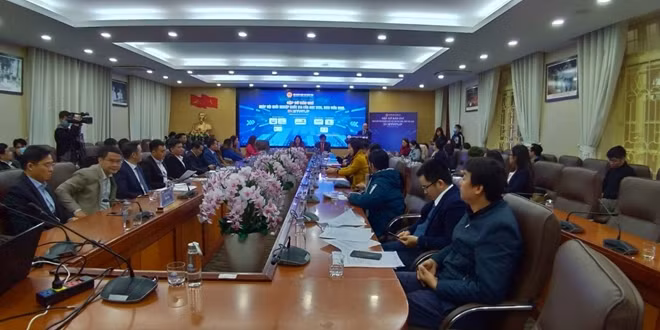 Buổi họp thông tin về Ngày hội khởi nghiệp học sinh sinh viên có nhiều doanh nghiệp tham gia.