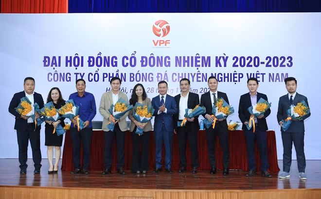 Hội đồng quản trị mới của VPF nhiệm kỳ 2020-2023.