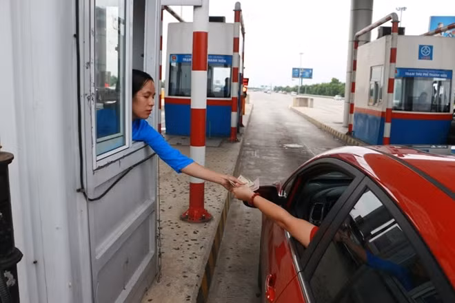 Thủ tục qua trạm được tiến hành nhanh gọn nhằm tránh hiện tượng ùn tắc cục bộ.