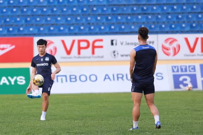 Một trong những cái tên "hot nhất" trong đội bóng của bầu Đức có lẽ là Lương Xuân Trường.