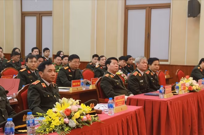 Thứ trưởng Bùi Văn Nam dự Hội nghị