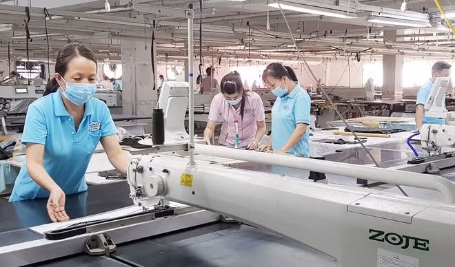 Công ty CP May Meko (Cần Thơ) nỗ lực vượt qua khó khăn, đảm bảo đủ hàng xuất khẩu cho đối tác nước ngoài.