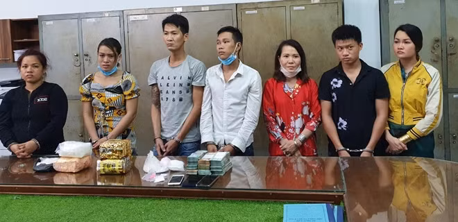 Các đối tượng trong đường dây ma túy bị Công an quận 12 bắt giữ.