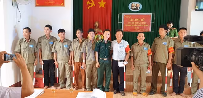 Mô hình Tổ tự quản phòng chống tội phạm được Công an huyện Lộc Ninh nhân rộng đến từng thôn, ấp đang hoạt động đạt hiệu quả cao.