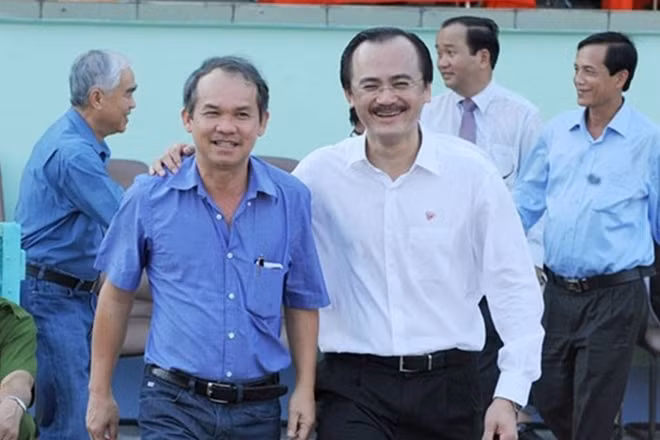 Bầu Đức, bầu Thắng là những doanh nhân vẫn còn tâm huyết với bóng đá. Ảnh: TL