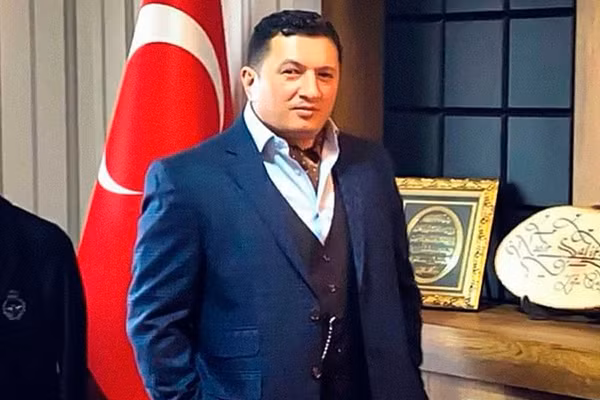 Nadir Salifov ("Guli").