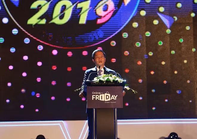 Theo Bộ trưởng Bộ Công Thương Trần Tuấn Anh, Ngày mua sắm trực tuyến Online Friday đã bước sang năm thứ 6 tại Việt Nam với những bước phát triển vững mạnh, ngày càng nhận được sự hưởng ứng rộng rãi của người tiêu dùng và cộng đồng doanh nghiệp Việt Nam.
