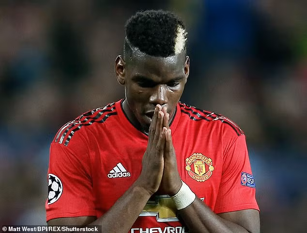 Pogba bỏ lỡ một cơ hội hiếm hoi của đội chủ nhà ở trận này.