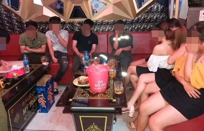 Karaoke Mỹ Trâm vẫn lén lút hoạt động.