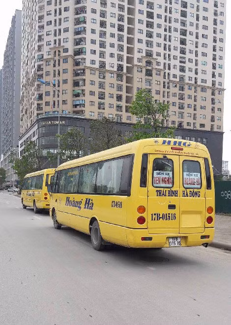 Một hãng xe khách về Thái Bình vẫn ngang nhiên lấy điểm xuất phát là bến xe Yên Nghĩa.