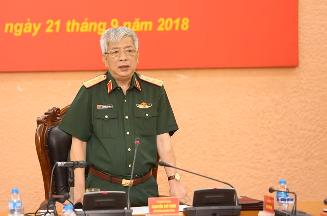 Thứ trưởng Nguyễn Chí Vịnh phát biểu tại cuộc họp .