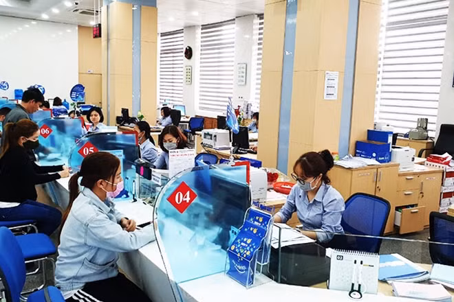Lãi suất huy động hiện ở mức 3,5-6,2%.