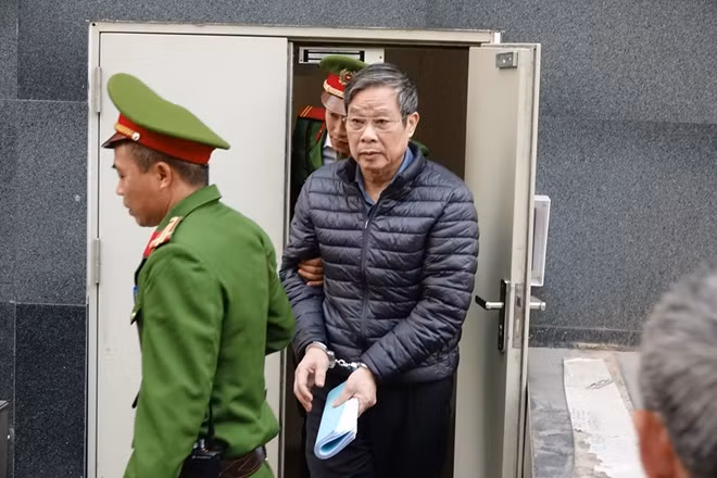 Bị cáo Nguyễn Bắc Son.