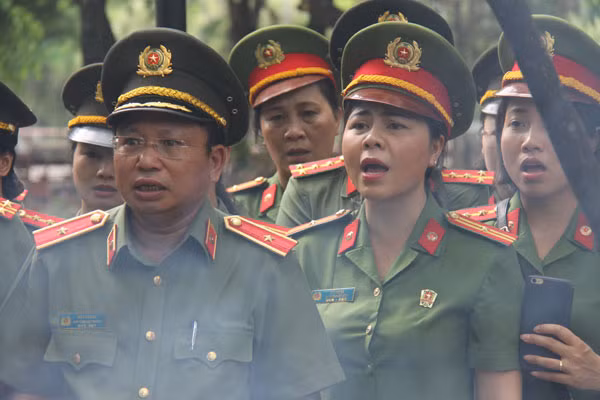 Bài hát “Biết ơn chị Võ Thị Sáu” đã cất lên từ chính trái tim mỗi thành viên trong đoàn