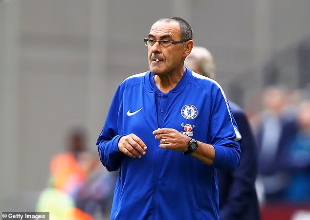 Maurizio Sarri còn rất nhiều việc để làm nếu không muốn lâm vào cảnh ngộ phải "cuốn gói" rời Chelsea như các đồng nghiệp trước đó.