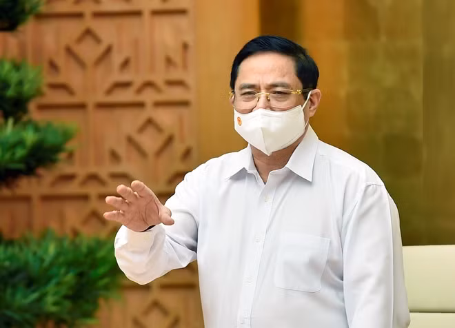 Thủ tướng Chính phủ Phạm Minh Chính phát biểu kết luận cuộc họp, nhấn mạnh mục tiêu cao nhất hiện nay là tập trung đẩy lùi dịch bệnh ở hai tỉnh Bắc Giang và Bắc Ninh. - Ảnh: VGP/Nhật Bắc