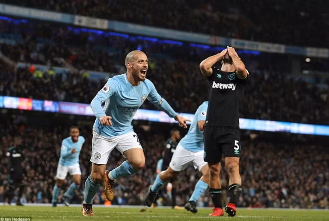 ManCity nhọc nhằn lội ngược dòng trước WestHam. Ảnh: DM.