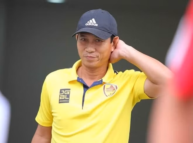Trợ lý HLV Dương Văn Tuyến. Ảnh: Quảng Nam FC.